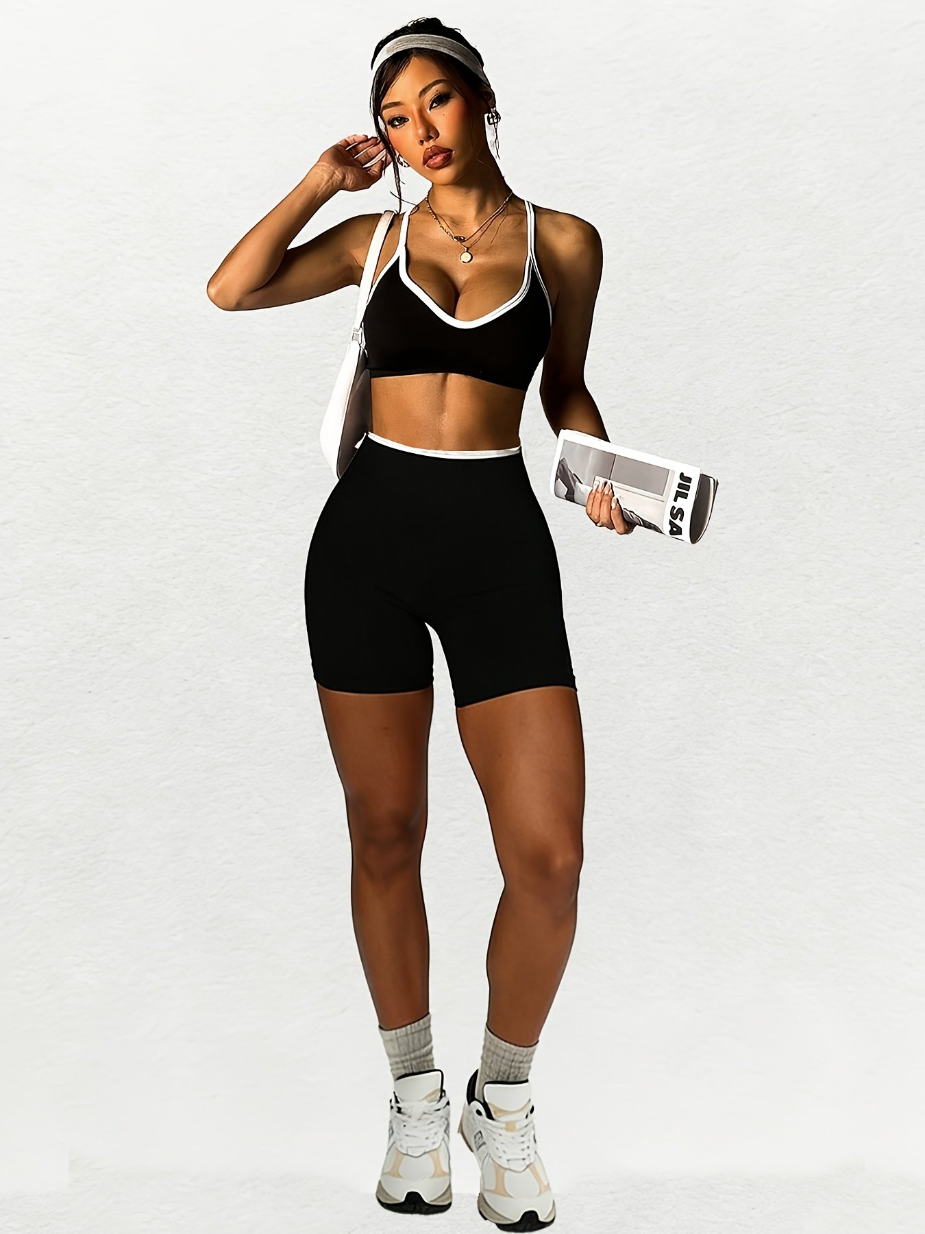 המראה הספורטיבי המושלם שלך: ביטחון וסטייל בכל תנועה!