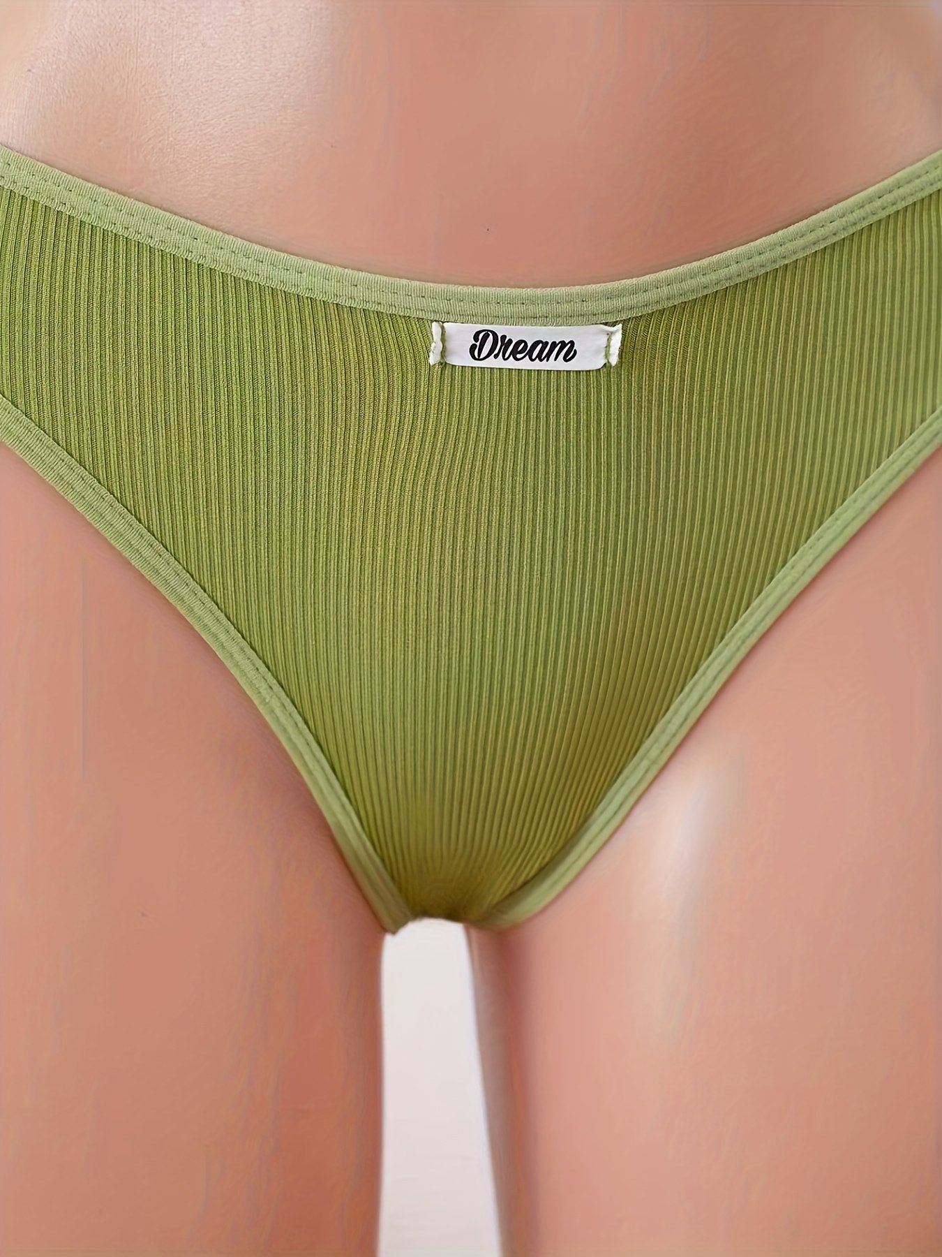 קסם האלגנטיות היוקרתית: סט לנג'רי נשי עם נגיעות צמה קסומות – תמונה 8