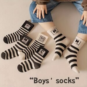 גרבי בנים אופנתיות: נוחות מתמשכת, סטייל שמתחדש!