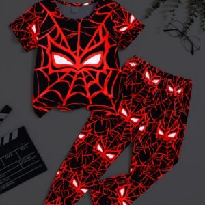 אופנת גיבורי העל הקטנים: חליפת הספיידרמן הבטוחה והמיוחדת!