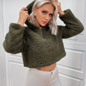 جاكيت الهودي النسائي الصوفي: دفء وأناقة لا مثيل لها!