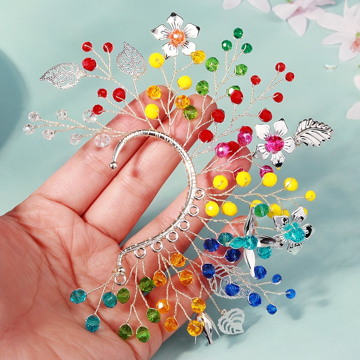 أقراط الأذن الخرافية الملونة: سحر الإطلالة العصرية بلا ثقب! - الصورة 8