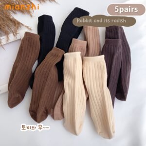 الخيار الأمثل لأقدام صغارك: 5 أزواج من الراحة والأناقة الدائمة!