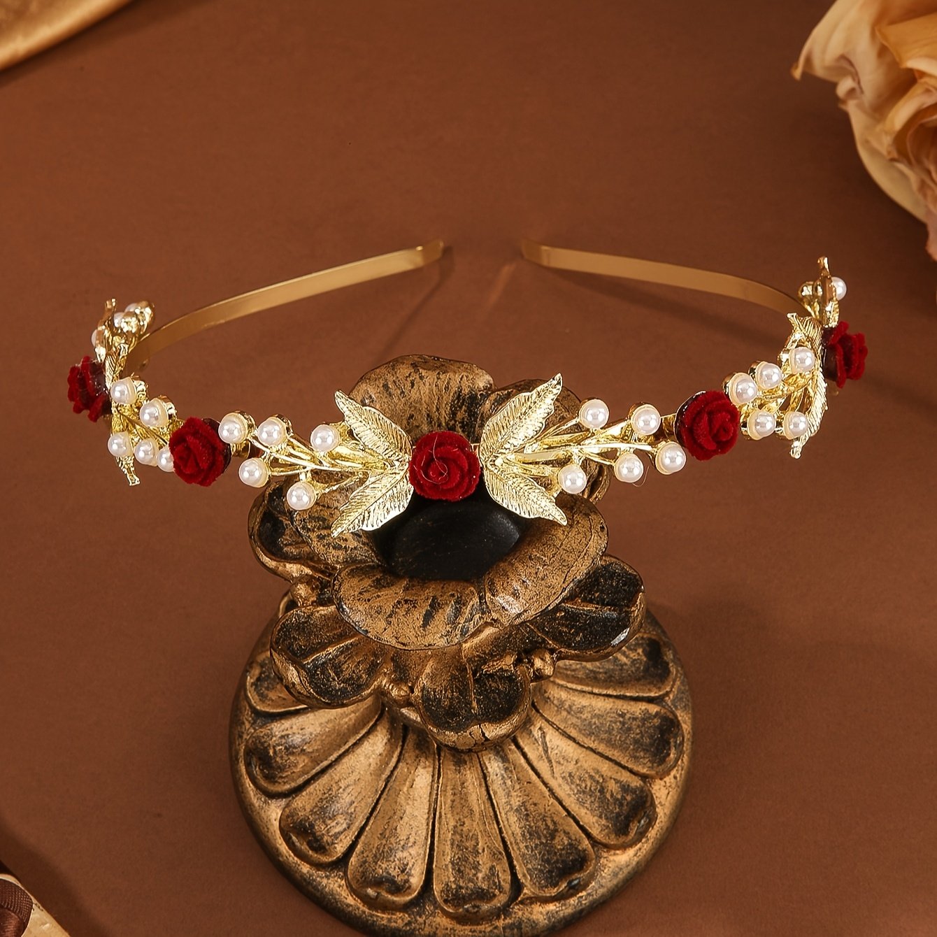 זהרי בנגיעת קסם וינטג': סרט הראש המוזהב עם פרחים ופנינים! – תמונה 3