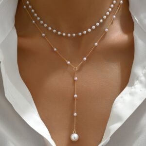 Double Layer Pearl Necklace: Timeless Elegance for Every Occasion!