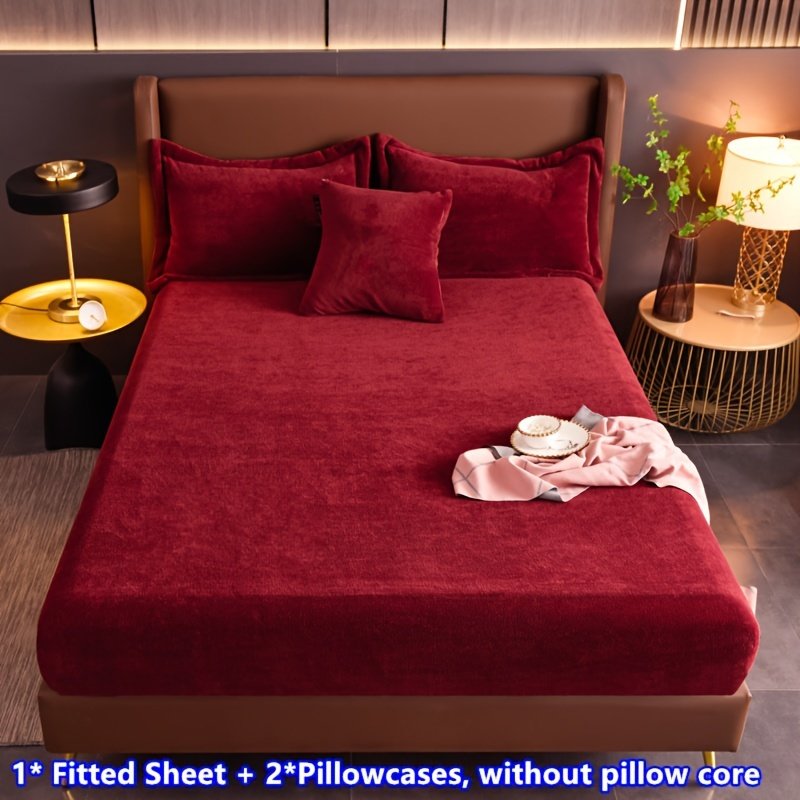 נוחות מלכותית בצבע בורגונדי: סט מצעי קטיפת חלב משולש יוקרתי! – תמונה 16