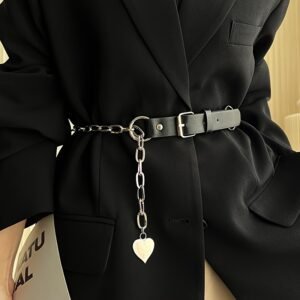 حزام القلب الساحر: لمسة أناقة لا مثيل لها لكل إطلالة