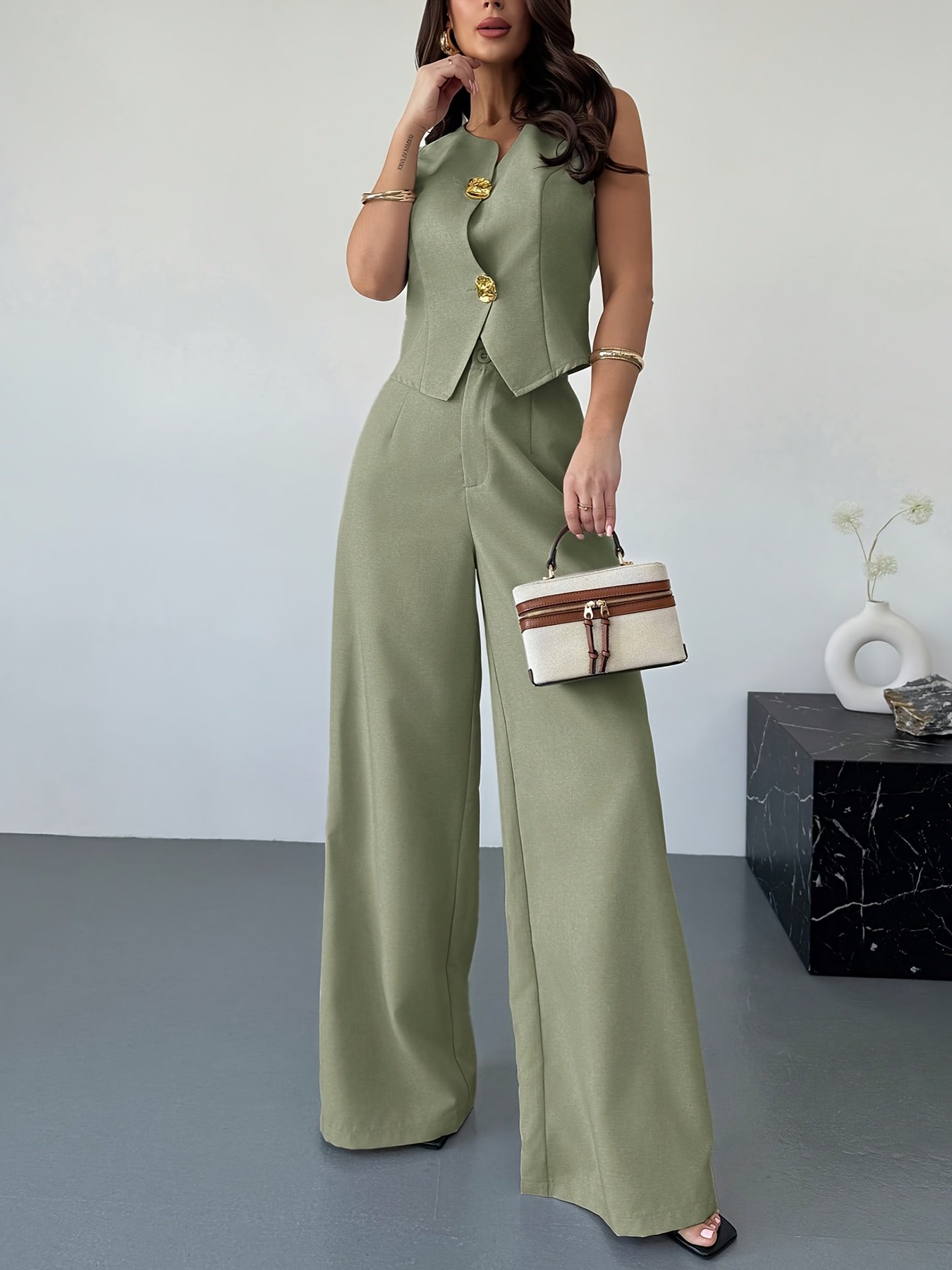 זוהר של אלגנטיות ונוחות: הסט הקיצי והאביבי שלך שאי אפשר בלעדיו! – תמונה 2