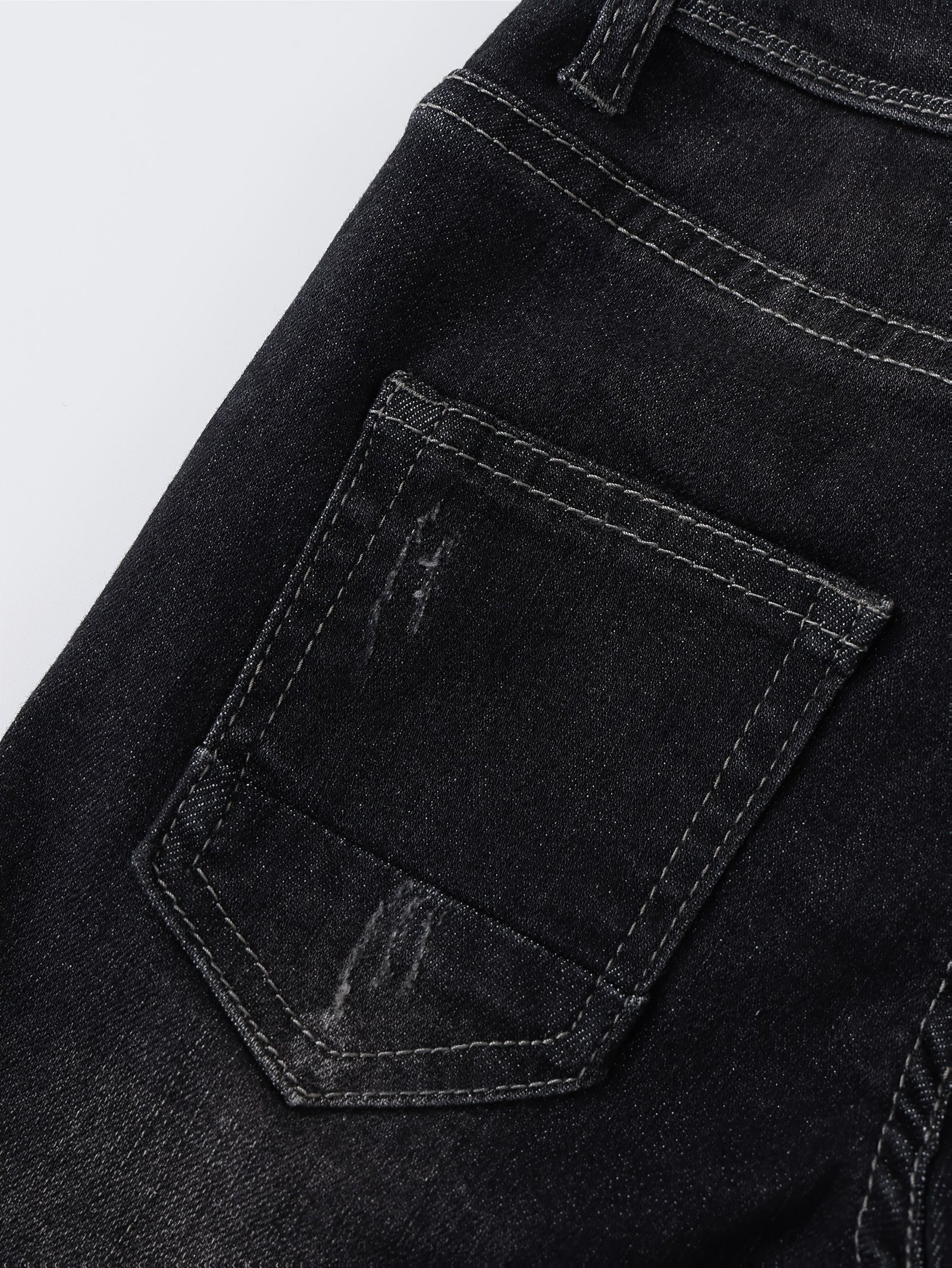 שורט ג'ינס שחור לבנים: נוחות, סטייל וכיף ללא גבולות! – תמונה 6