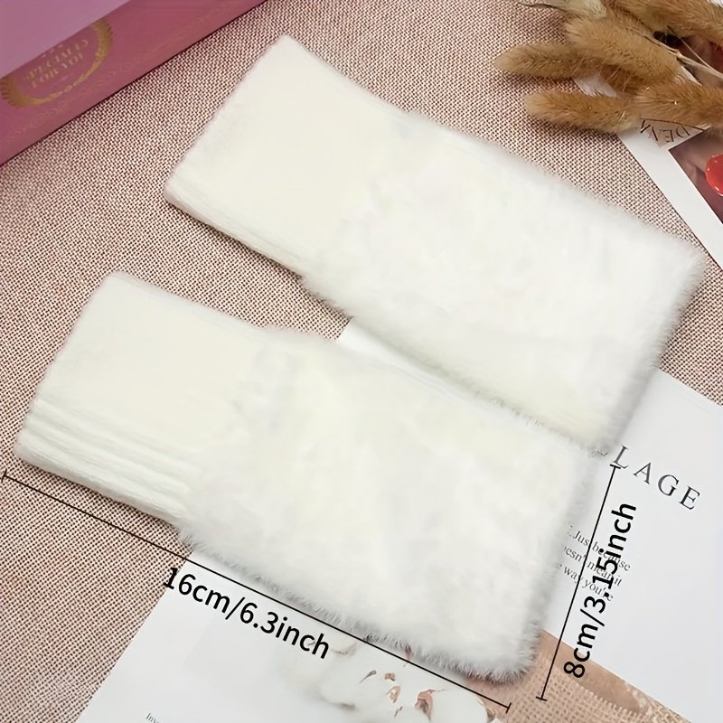 Stylish Warmth with a Modern Touch: Your Go-To Gloves for Chilly Seasons - Image 6