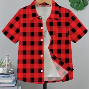 אופנת קיץ אדומה: חולצת ילדים משובצת לכל הרפתקה!