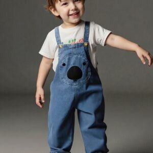 Adorable Bear Overall: Your Little One's Companion for Autumn Adventures!