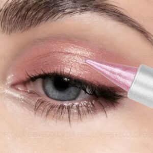 بريق لؤلؤي ساحر: قلم ظلال العيون المتلألئ