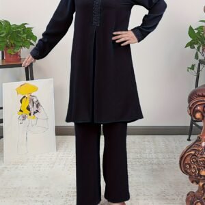 מראה הרמדאן המושלם: סט עבאיה ומכנסיים המשלב אלגנטיות ונוחות