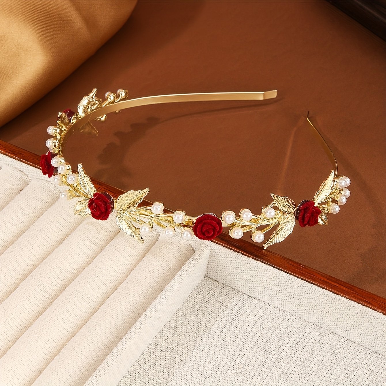 זהרי בנגיעת קסם וינטג': סרט הראש המוזהב עם פרחים ופנינים! – תמונה 2