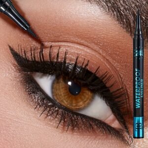 محدد العيون الفائق: إطلالة ثابتة وجاذبية بلا حدود!