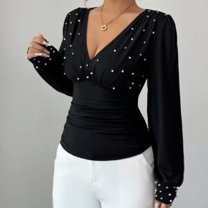 تيشيرت الأناقة والراحة: تحفة خزانتك الجديدة!