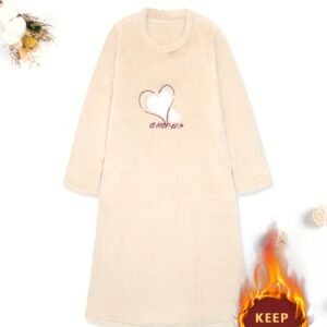 فستان نوم شتوي مخملي: دفء لا يقاوم وراحة بلا حدود!