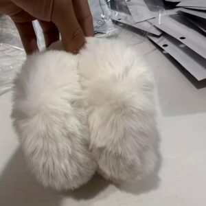 دفء لا يضاهى وأناقة عصرية: واقيات أذن الشتاء القابلة للطي