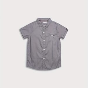 قميص الصيف القطني: أناقة وراحة لأبطالك الصغار!