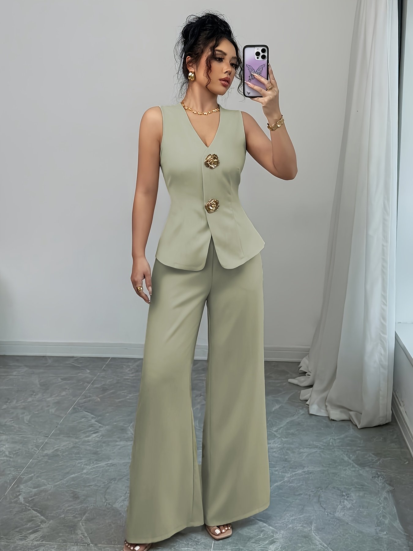 طقم الأناقة العصرية: فيست بياقة V وبنطال واسع الساقين - الصورة 3