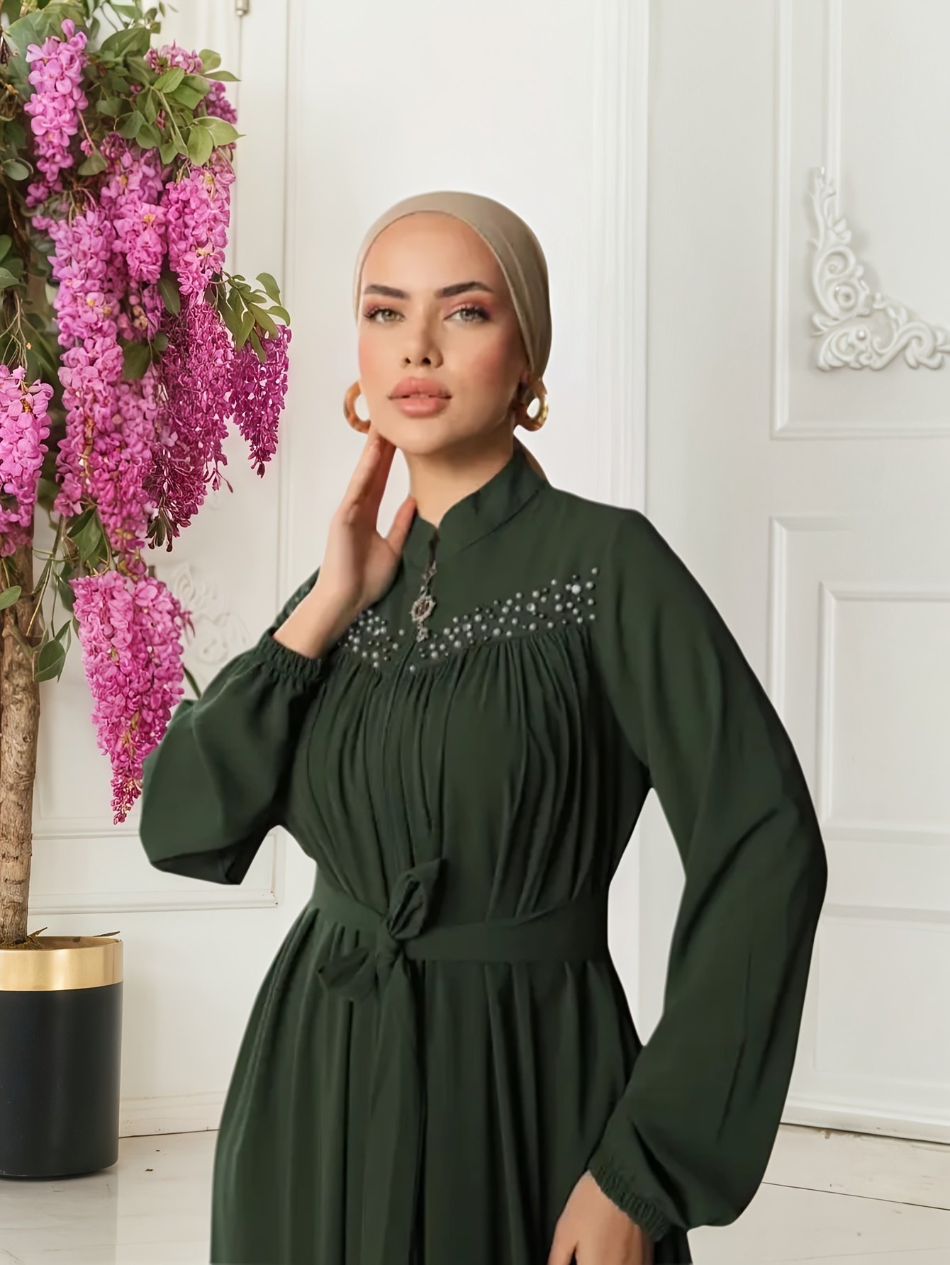 שמלת ערב יוקרתית: זוהרי באלגנטיות ללא תחרות – תמונה 4