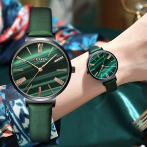 ساعة CURREN النسائية: فخامة الزمن الذهبي في معصمك!