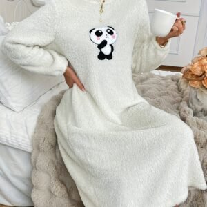 ערבי חורף חמים: פנקי את עצמך עם חלוק שינה קטיפתי יוקרתי