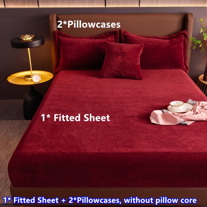 נוחות מלכותית בצבע בורגונדי: סט מצעי קטיפת חלב משולש יוקרתי!