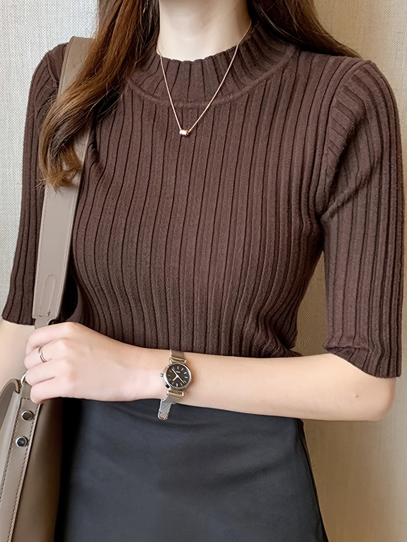 חולצת אלגנטיות ונוחות מושלמת לכל עונות השנה – תמונה 9