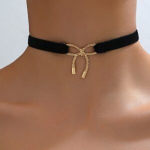 Velvet Bow Choker: A Touch of Dark Charm and Modern Elegance