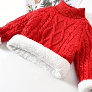 دفء لا يقاوم، أناقة لكل يوم: سويتر الشتاء لأبطالكم الصغار!