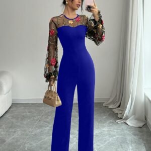 جمبسوت الأنوثة الساحرة: تطريز شبكي وأكمام فانوسية