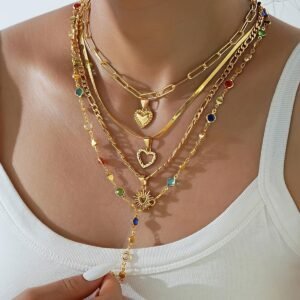 שרשרת השכבות המוזהבת: קסם אלגנטיות קלאסית עם נגיעה מודרנית!