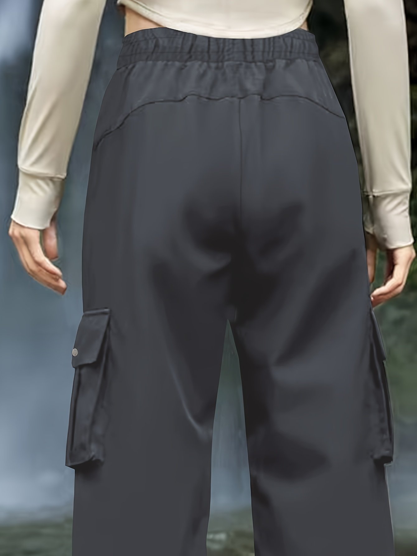 מכנסי קרגו נשיים: אלגנטיות פרקטית והרפתקאות ללא גבולות! – תמונה 8