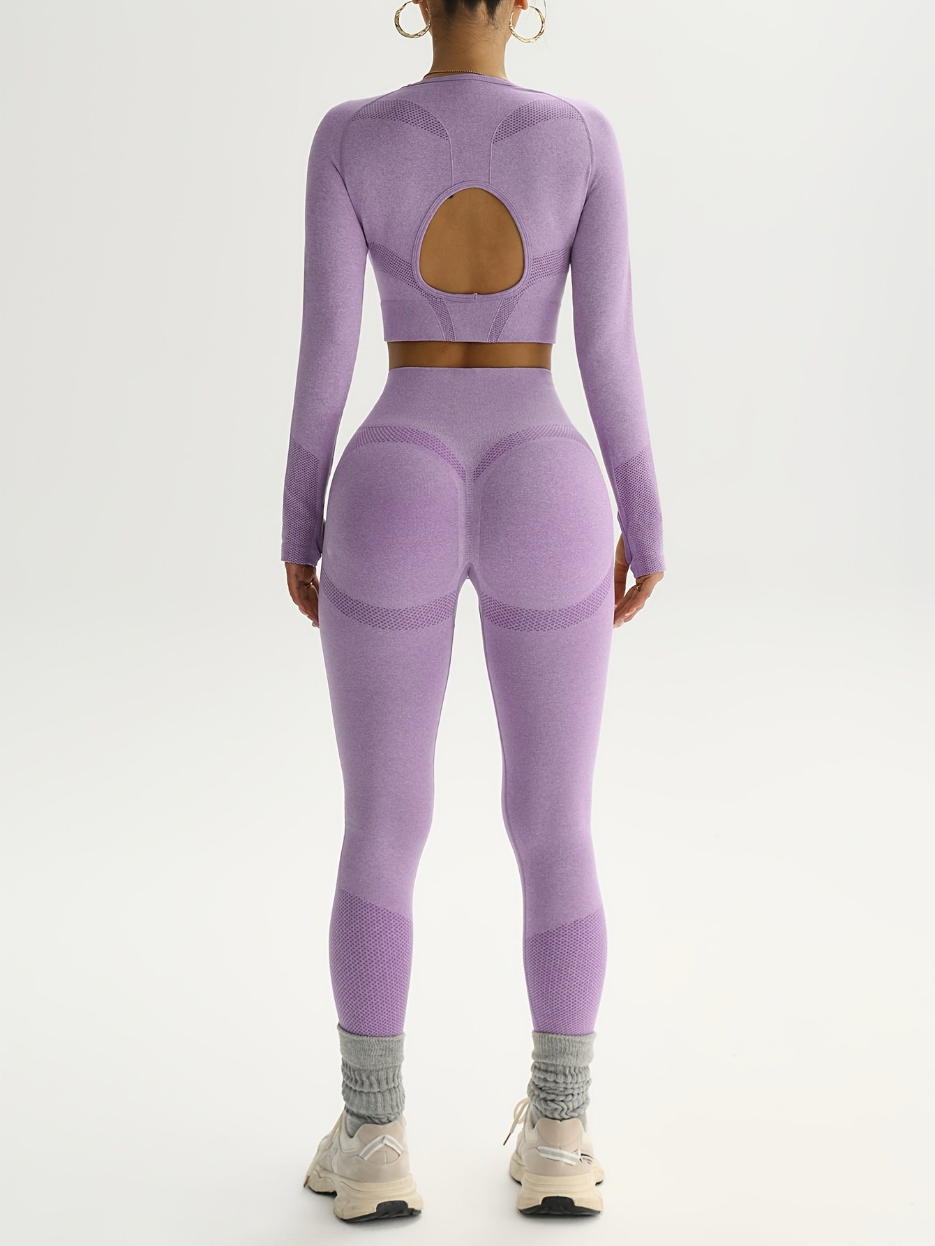 מראה ספורטיבי מהפנט: סט הביצועים והנוחות האולטימטיבי! – תמונה 10