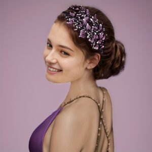 لمسة أناقة مضاعفة: رباط الشعر الفاخر بتصميم الورقة المتلألئة