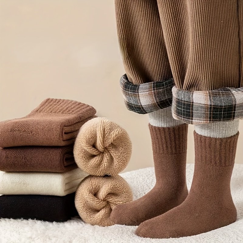 دفء لا يقاوم لأقدام صغاركم! مجموعة الجوارب الشتوية الفاخرة (6 أزواج) - الصورة 4