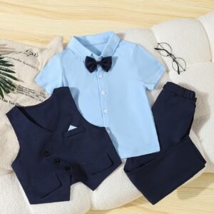 إطلالة الأمير الواثق: طقم رسمي يجمع الفخامة والراحة!