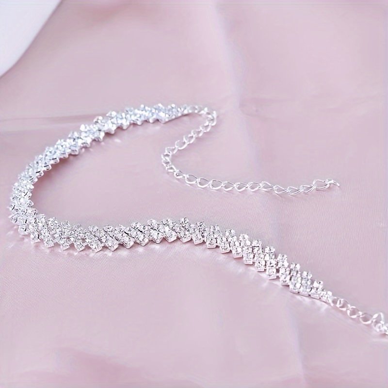 Shine with Every Step: Crisscross Elegance Anklet - Image 2