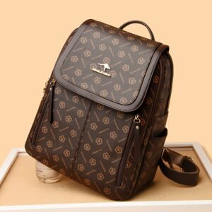 حقيبة الظهر العصرية: رفيقتك الأنيقة لكل مغامرة!