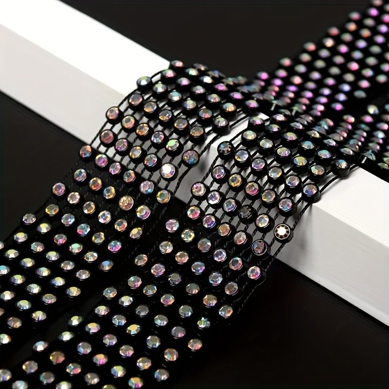 הבריקי בנגיעה יהלומית: עניבת ערב קריסטלית – תמונה 2