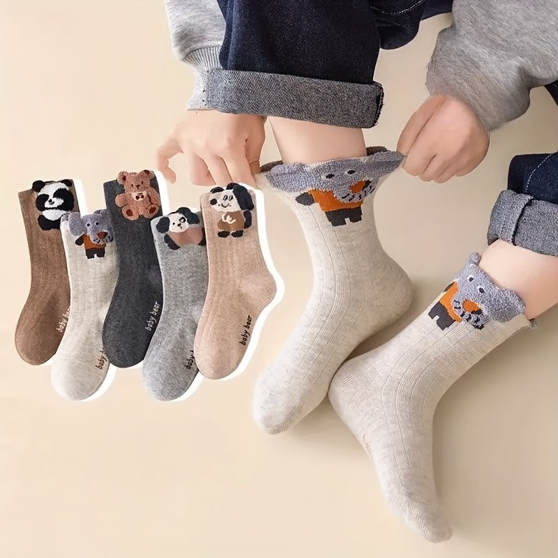 مغامرات الأقدام الصغيرة: 5 أزواج من جوارب الأولاد بتصميم الفيل المرح! - الصورة 2