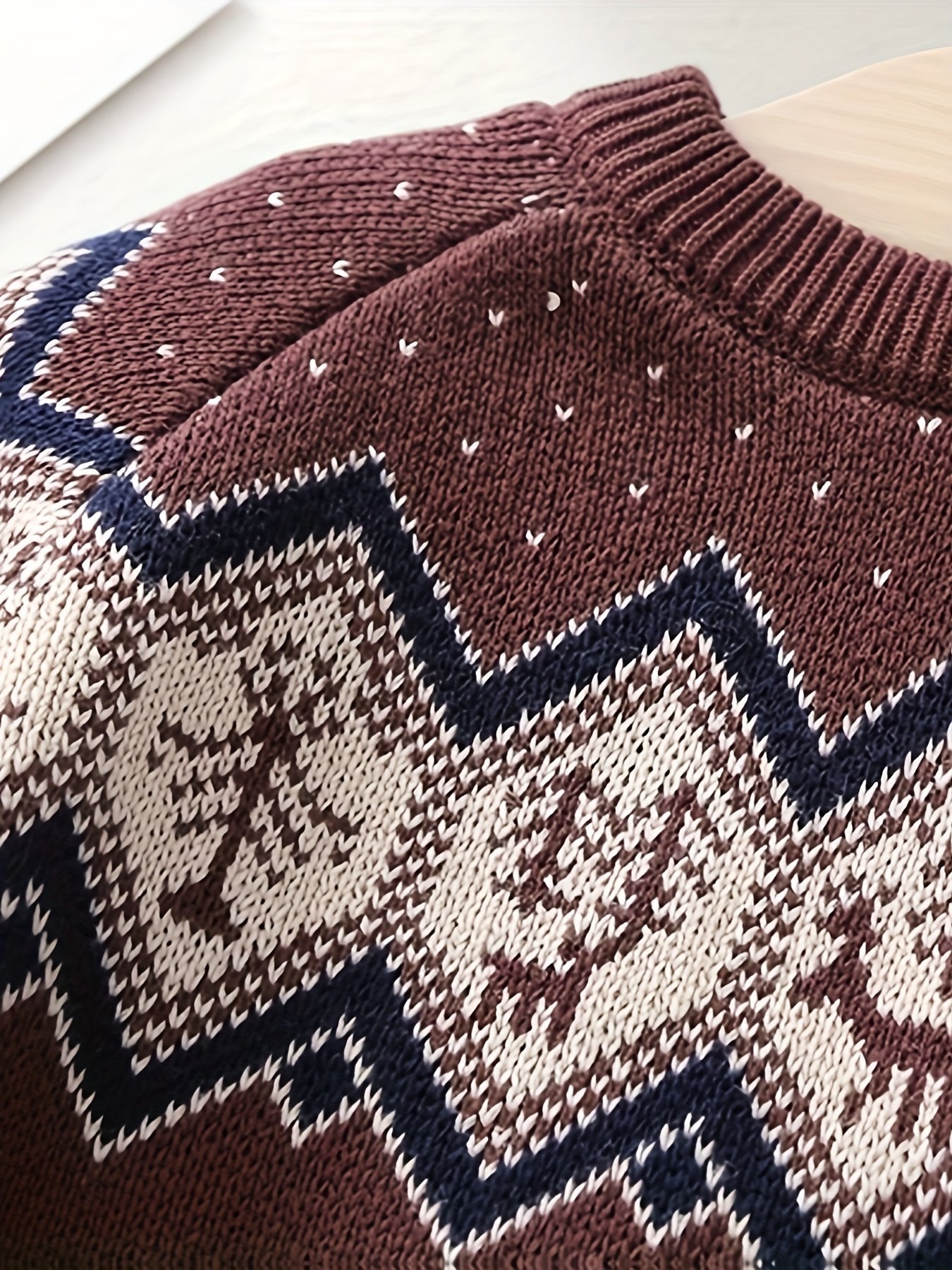 חמימות החגים והרפתקאות החורף: סוודר הילדים הייחודי! – תמונה 4