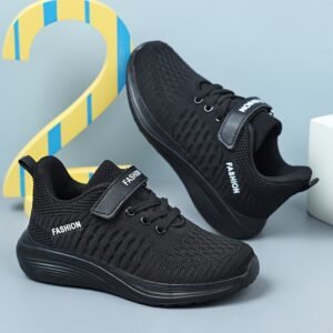 Little Heroes' Shoes: Comfort, Style, and Unrestricted Play!