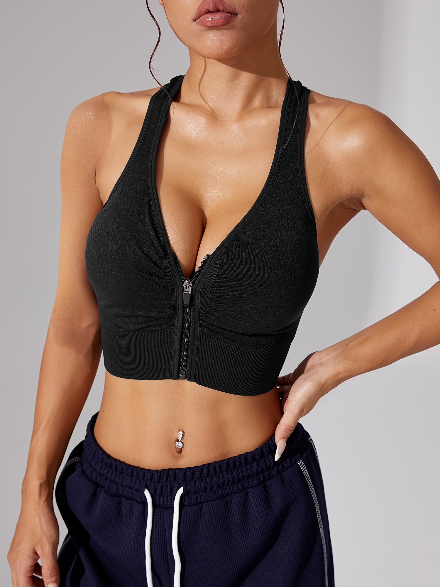 صدرية V-Neck الرياضية: دعم لا يتزعزع، أناقة لا مثيل لها! - الصورة 8