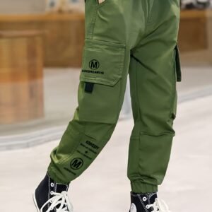 بنطلون الشباب العصري: أناقة وراحة لكل مغامرة!