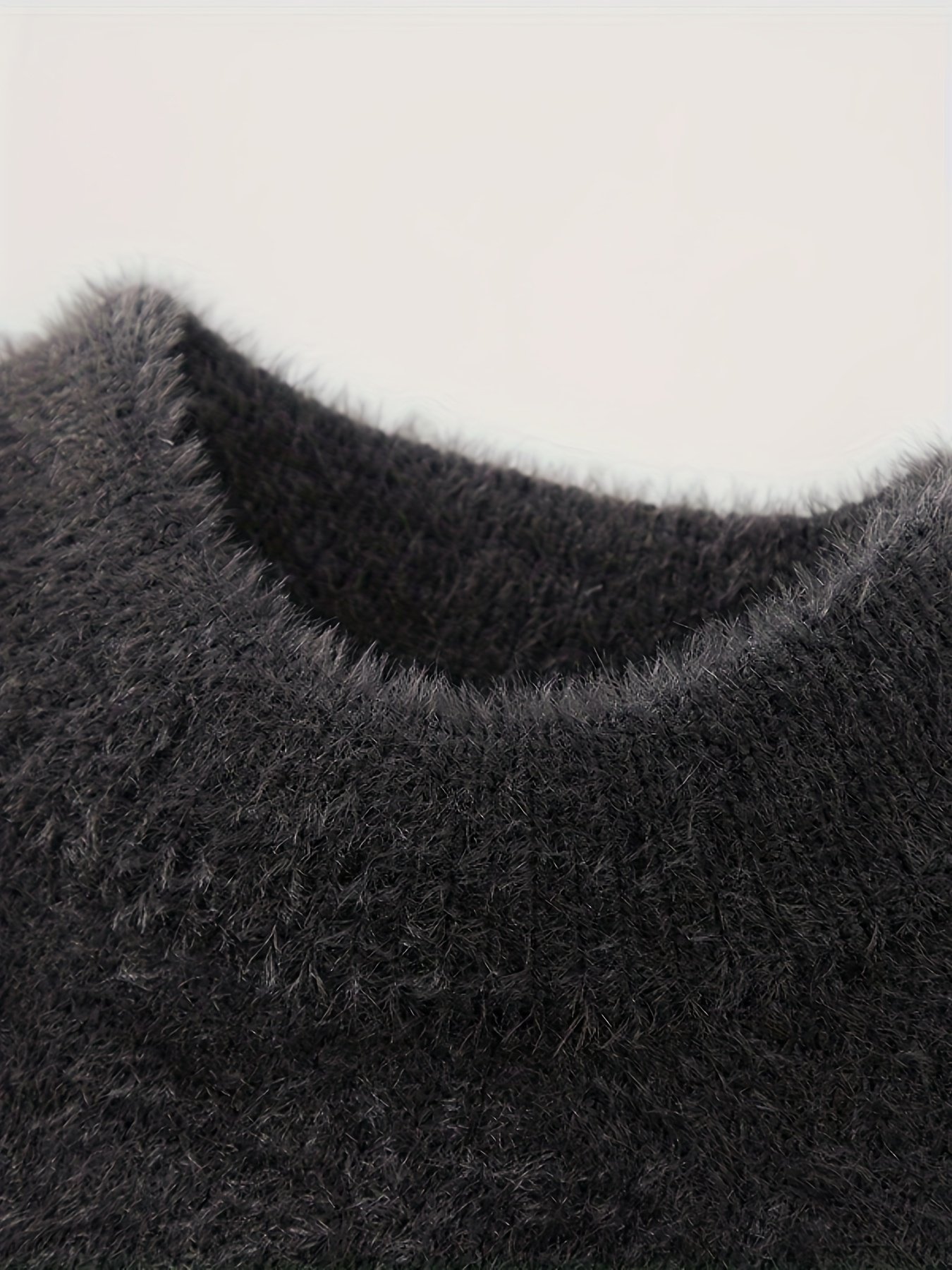 חום חורפי בטאץ' מודרני: סוודר בלוקי הצבע המושלם לילדיכם! – תמונה 3