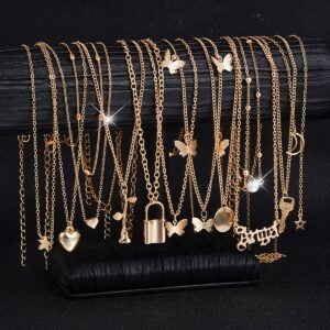 Your Versatile Elegance Collection: 12 Enchanting Necklaces for Every Day and Occasion!