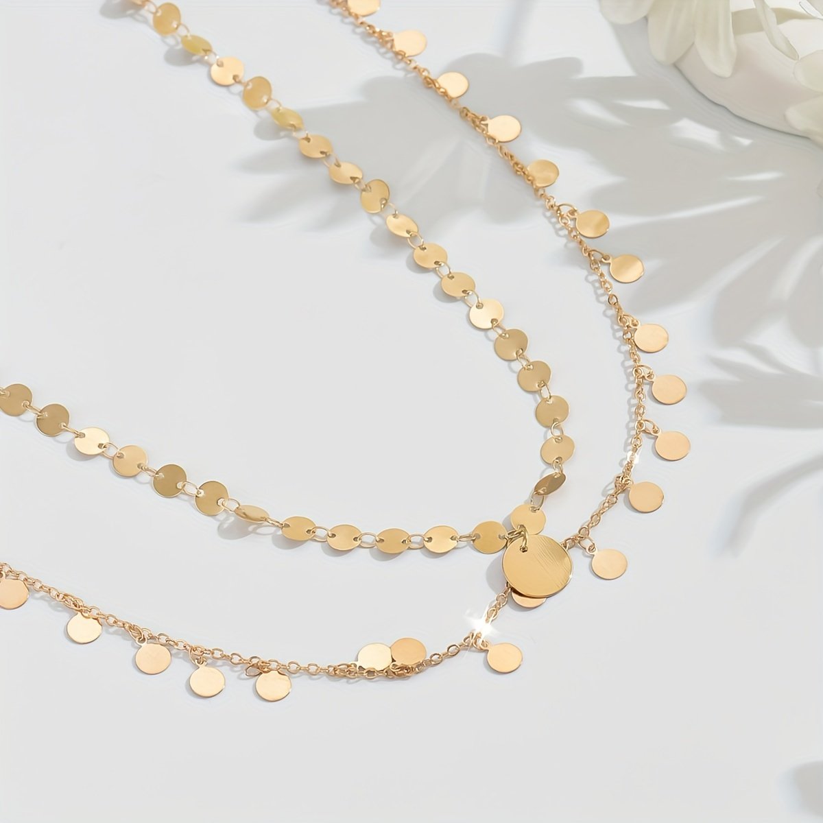 זוהרי בנגיעה בוהמית ייחודית: שרשרת המותן הזהובה הנועזת! – תמונה 3